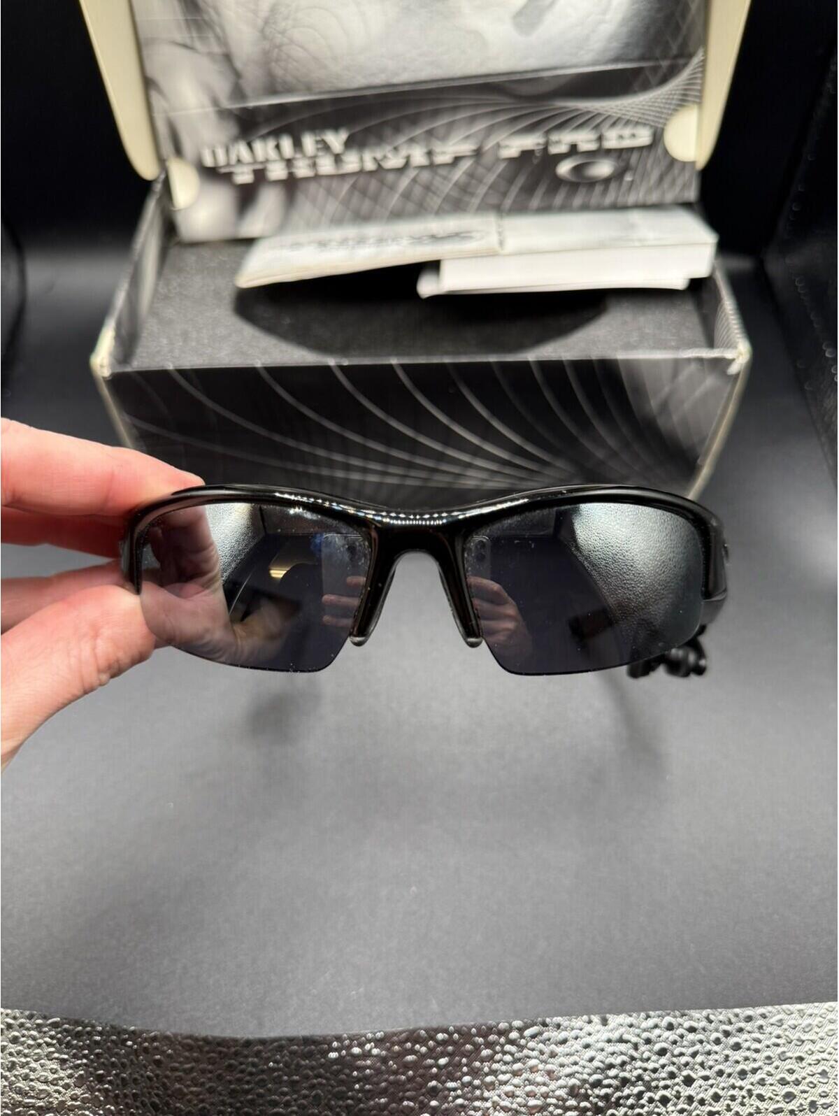 Oakley Thump Pro 256mb Polished Black W/Black Iridium Lenses